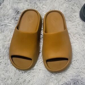 Yeezy Kids Sandals